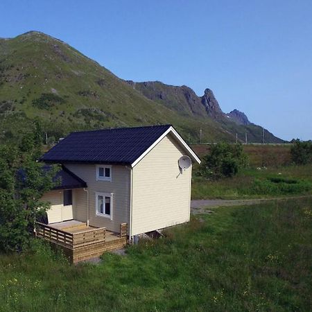 Charming House By The Sea, Lofoten! Laupstad Exterior photo